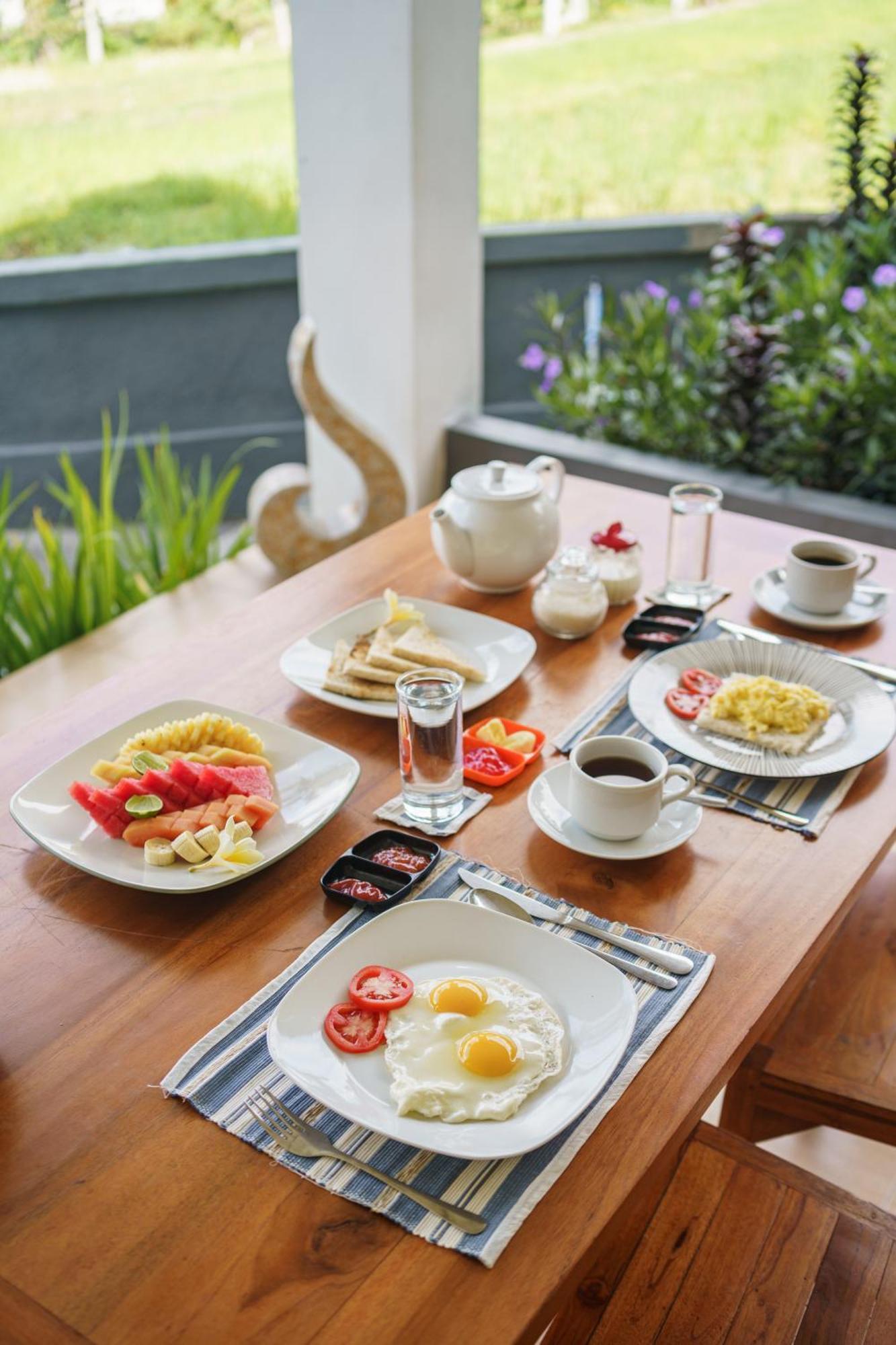 Adhidrawa Guest house *