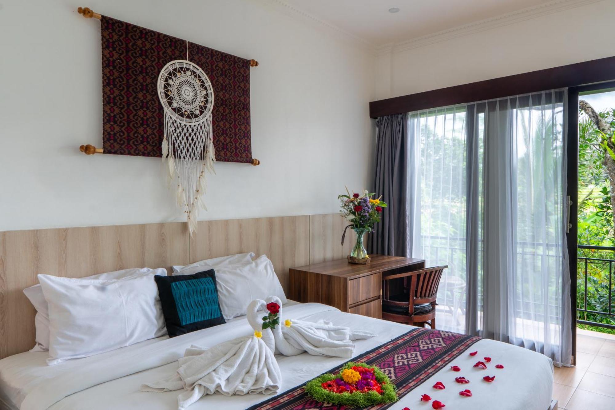 Adhidrawa Guest house *