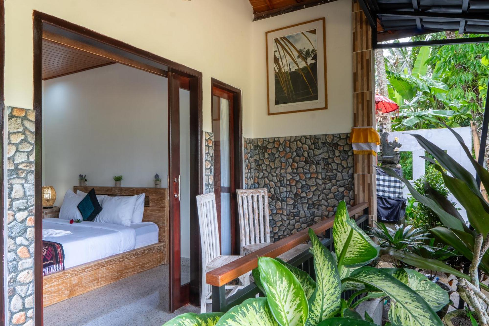 Guest house Adhidrawa *